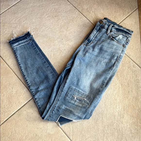 BDG Jeans - Picture 3 of 4